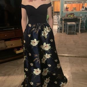 Brand New Windsor DRESS with tags